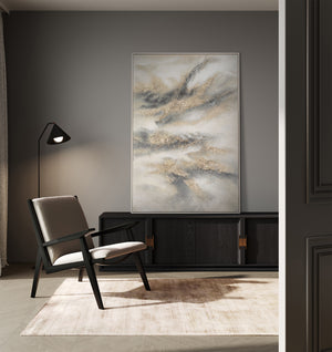 Käsinmaalattu akryylimaalaus harmaana ja kultaisena – Abstrakti seinäkoriste „Pilvien melodia“