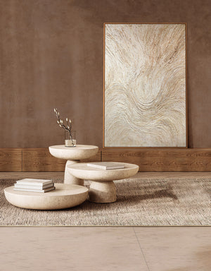 Kehyksellinen maalaus “Puuvirta” – Abstrakti taide beigessä ja kermassa