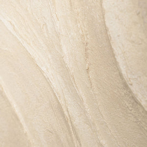 Abstrakte Linienstruktur auf Leinwand in Cremeweiß, Detailaufnahme