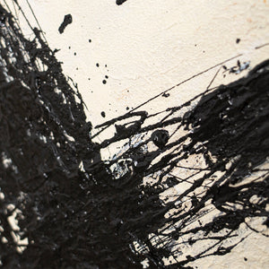 Käsinmaalattu taulu „Siveltimen Voima” – Abstrakti taide mustassa ja beigen sävyissä